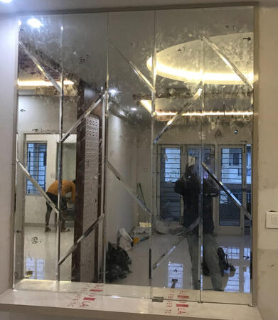 Best Glass design works in Coimbatore. Best Glass service in Coimbatore. Best Toughened Glass door works in Coimbatore